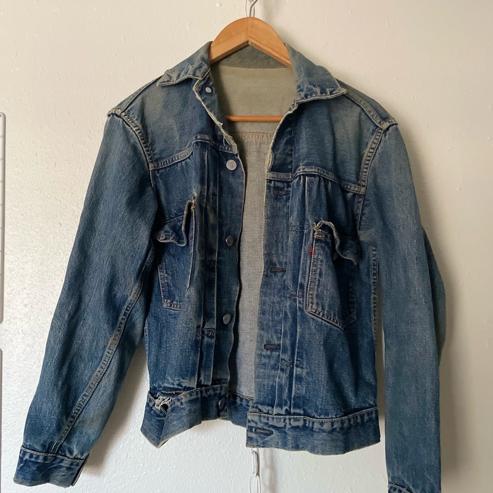 Pre-sale - 90's Levi's Jean jacket